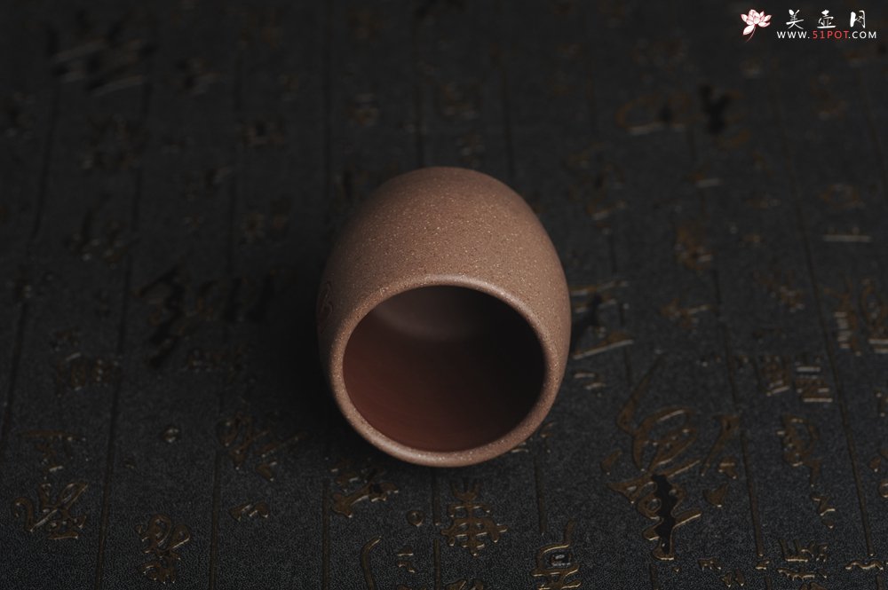 紫砂壶图片：美杯国庆特惠 精品好泥好工雅致厚实清莲主人杯 - 宜兴紫砂壶网