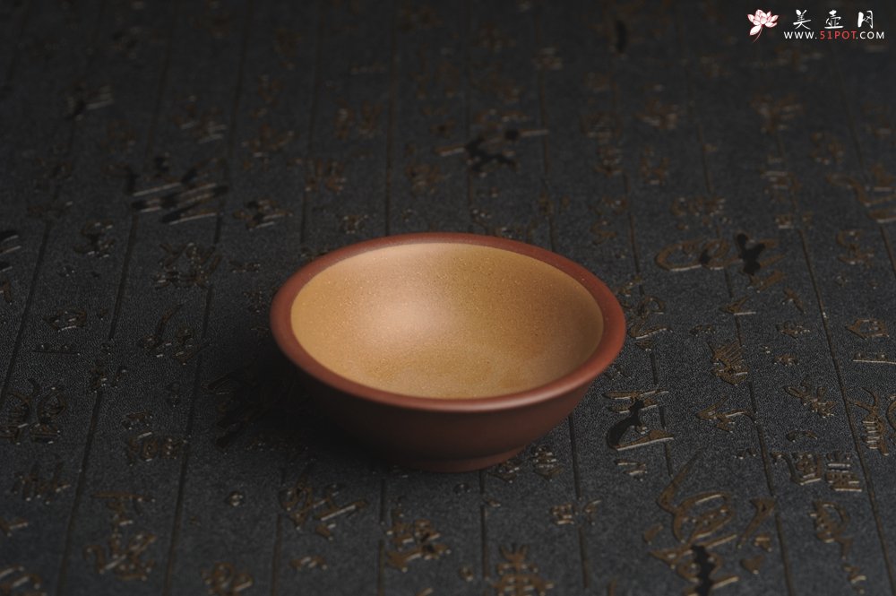 紫砂壶图片：美杯特惠 精致好泥好工厚实压手主人杯 茶人醉爱 - 宜兴紫砂壶网