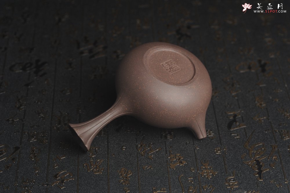 紫砂壶图片：美壶特惠 精致青灰段泥唐羽壶 造型别致 茶人醉爱 - 宜兴紫砂壶网