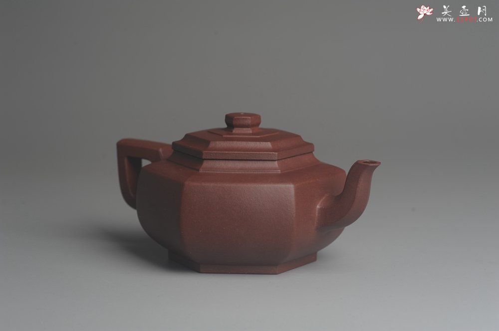 紫砂壶图片：美壶特惠 精致全手工六方雪华 泥料超好 矿物质丰富 - 宜兴紫砂壶网