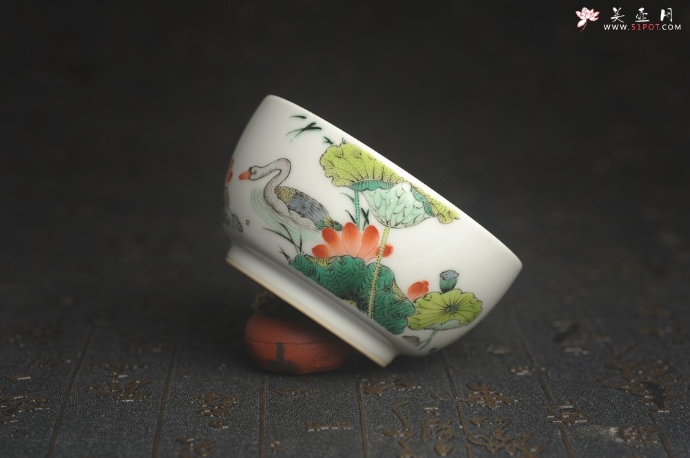 紫砂壶图片：玄辰器 精品古彩 春江水暖鸭先知 主人杯压手杯 景德镇茶杯 茶人醉爱 - 宜兴紫砂壶网