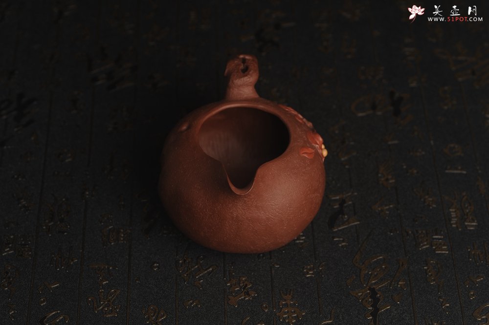 紫砂壶图片：美杯特惠 赵老师精品贴叶公道杯 茶人醉爱 - 宜兴紫砂壶网