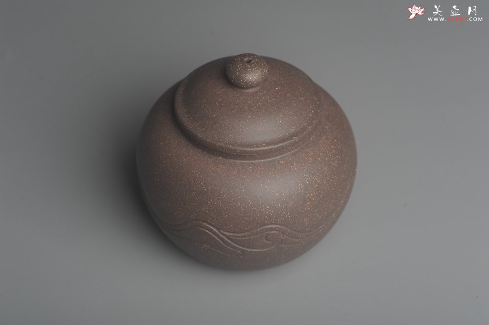 紫砂壶图片：美壶特惠 优质青灰段泥精致行云流水套组 一壶（180cc）二杯一醒茶罐（280cc） - 宜兴紫砂壶网