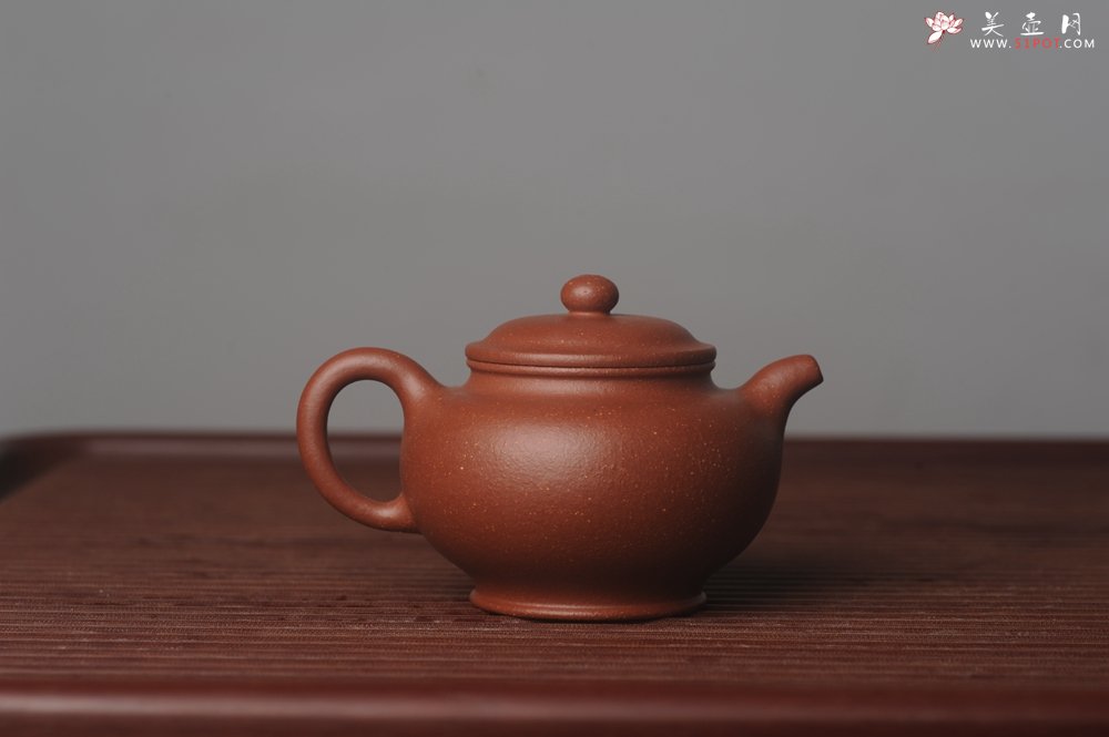 紫砂壶图片：美壶特惠 精致红降坡泥大亨掇只壶 茶人醉爱 - 宜兴紫砂壶网