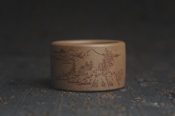 紫砂壶图片：美杯特惠 精品好泥好工雅致山居图主人杯 - 宜兴紫砂壶网