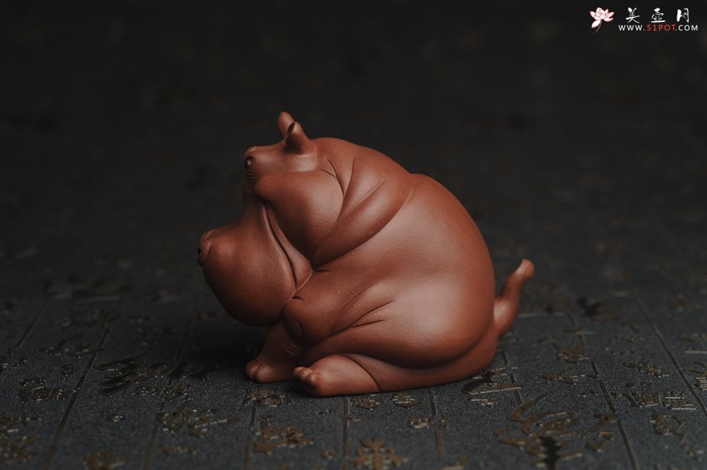 紫砂壶图片：美宠特惠 精品优质紫泥财大气粗 河马 紫砂茶宠摆件 长11cm宽8cm高8cm - 宜兴紫砂壶网