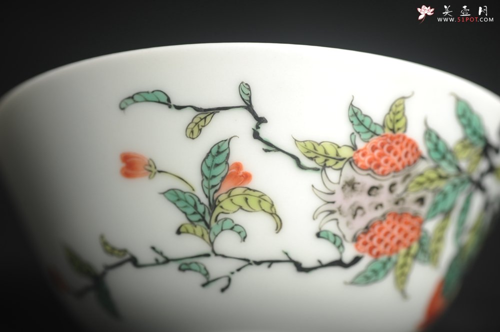 紫砂壶图片：玄辰器 精品古彩 石榴多子多福 笑口常开 主人杯压手杯二式 景德镇茶杯 茶人醉爱 - 宜兴紫砂壶网