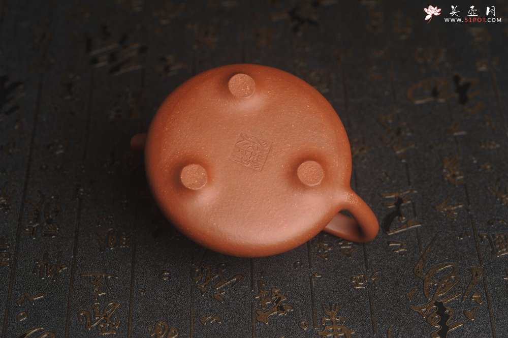 紫砂壶图片：美壶特惠 超精致特好降坡泥小品子冶石瓢 泥绘梅花鸟 特文气 - 宜兴紫砂壶网