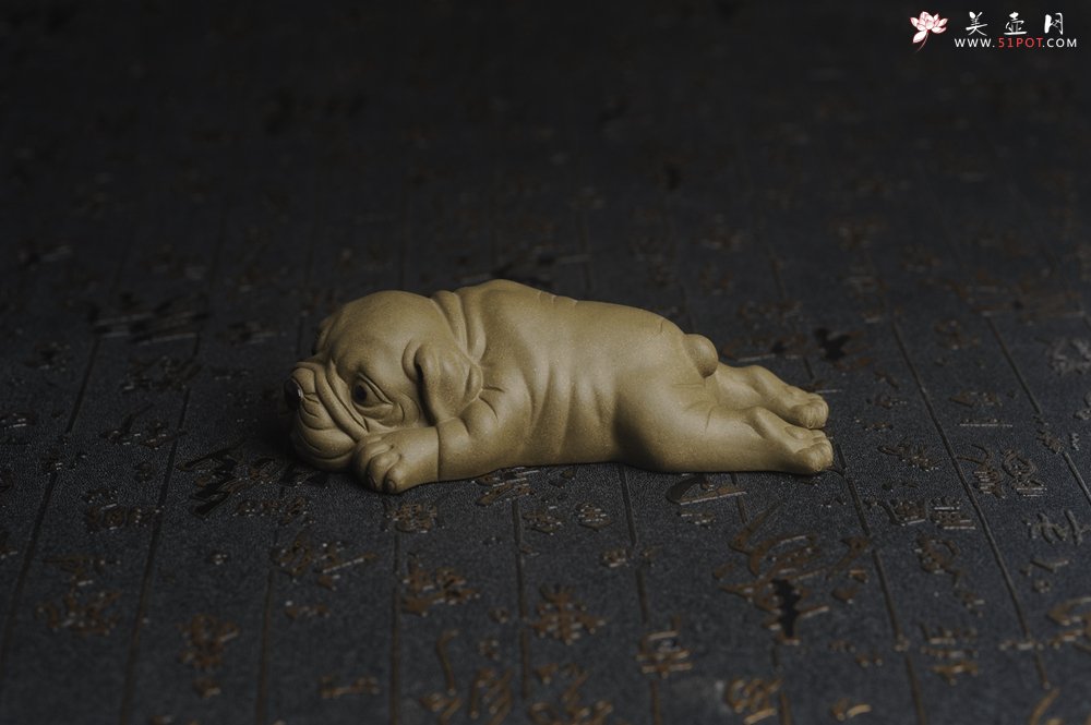 紫砂壶图片：美宠特惠 油润老青段沙皮狗茶宠 精工长13cm宽4到6.5cm高4cm - 宜兴紫砂壶网