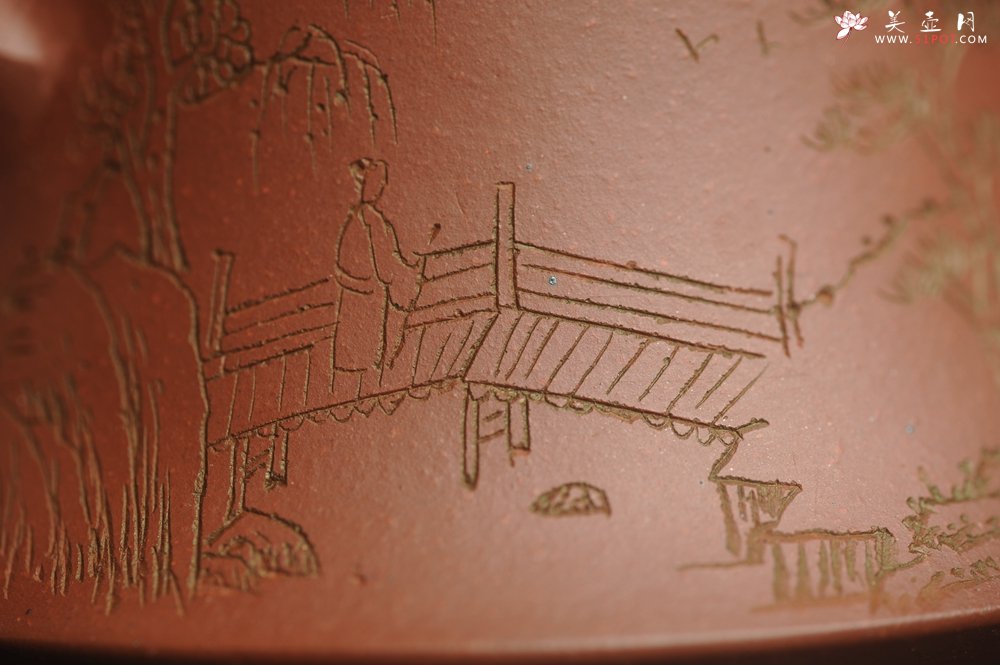 紫砂壶图片：美壶特惠 精致老清水泥通景山水曼生柱础壶 - 宜兴紫砂壶网