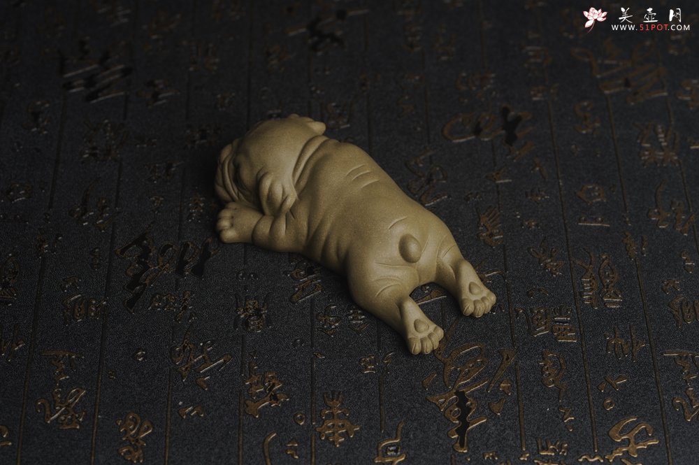 紫砂壶图片：美宠特惠 油润老青段沙皮狗茶宠 精工长13cm宽4到6.5cm高4cm - 宜兴紫砂壶网