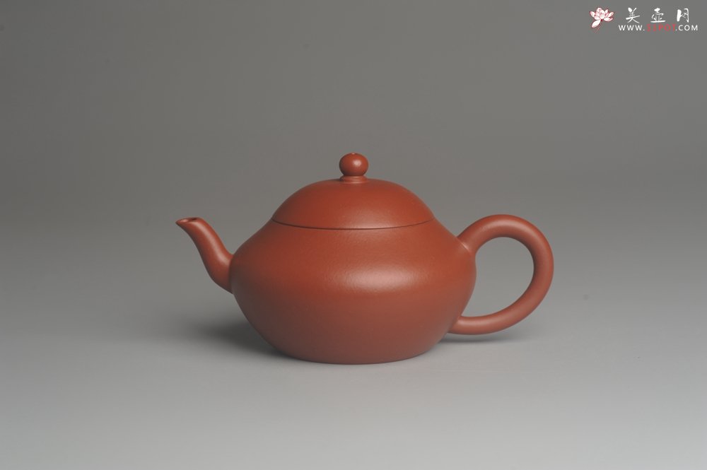 紫砂壶图片：美壶特惠 精致好朱泥梨形壶 茶人醉爱 - 宜兴紫砂壶网