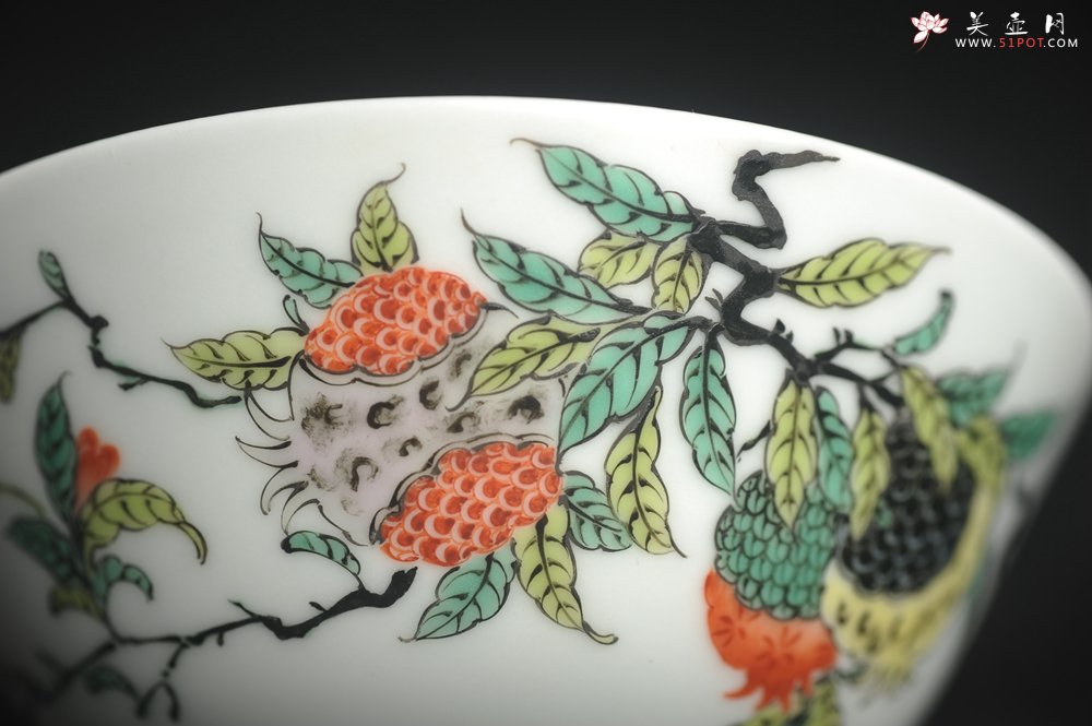 紫砂壶图片：玄辰器 精品古彩 石榴多子多福 笑口常开 主人杯压手杯二式 景德镇茶杯 茶人醉爱 - 宜兴紫砂壶网