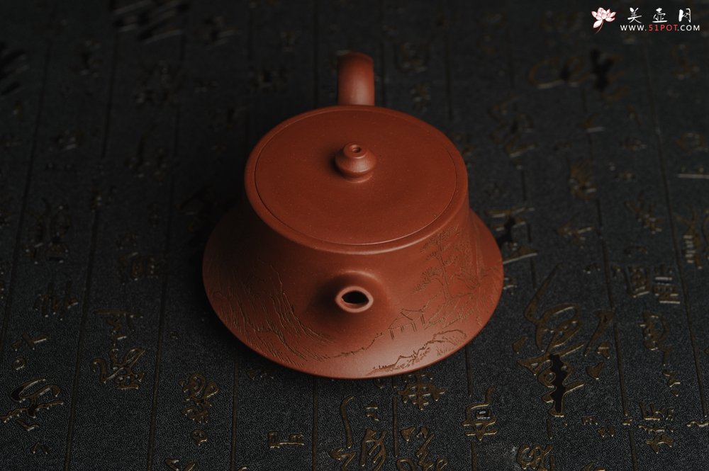 紫砂壶图片：美壶特惠 精致老清水泥通景山水曼生柱础壶 - 宜兴紫砂壶网