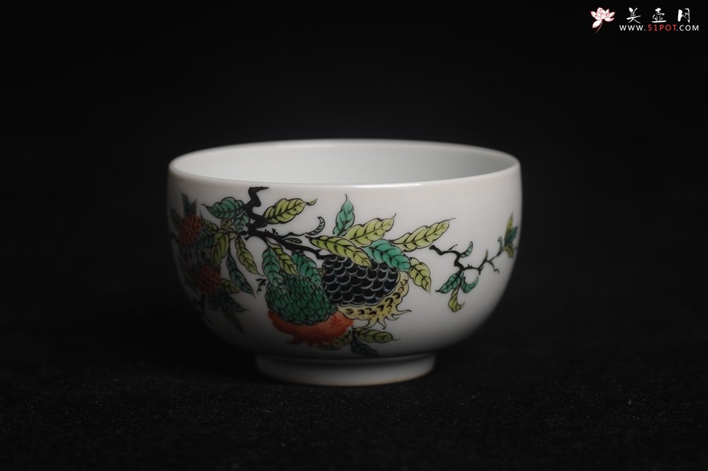 紫砂壶图片：玄辰器 精品古彩 石榴多子多福 笑口常开 主人杯压手杯 景德镇茶杯 茶人醉爱 - 宜兴紫砂壶网