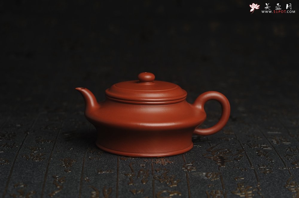 紫砂壶图片：正宗小煤窑朱泥 全手工虚扁 隽秀文气 茶人醉爱 - 宜兴紫砂壶网