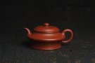 紫砂壶图片：正宗小煤窑朱泥 全手工虚扁 隽秀文气 茶人醉爱 - 宜兴紫砂壶网