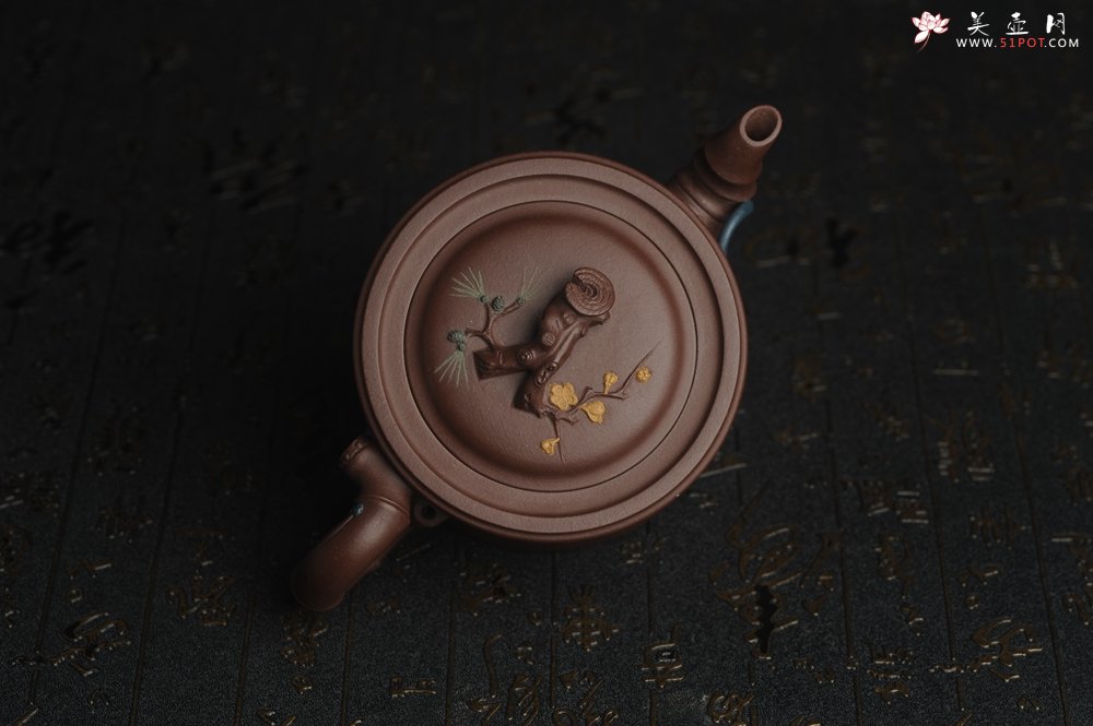 紫砂壶图片：美壶特惠 精工岁寒三友松竹梅竹段壶 嵌盖难度大 文气雅致 - 宜兴紫砂壶网