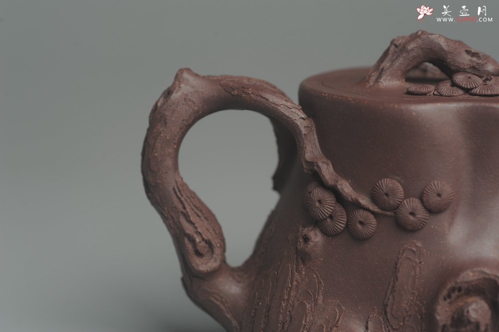 紫砂壶图片：实力精品全手工松桩 肌理丰富 越品越有味道 壶好的不要不要的 眼力好的速度下手 - 宜兴紫砂壶网