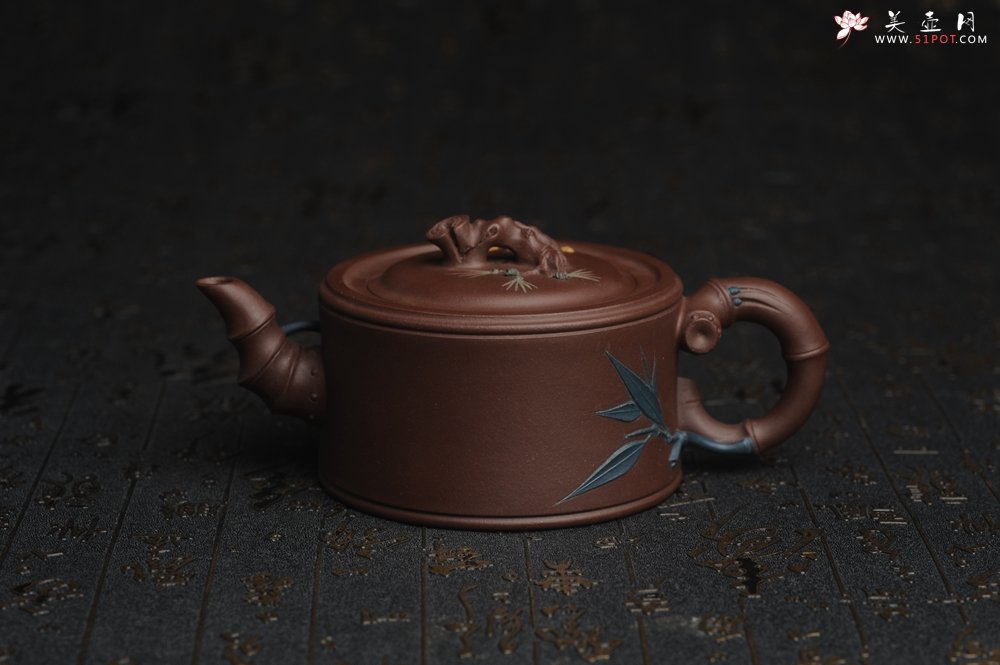 紫砂壶图片：美壶特惠 精工岁寒三友松竹梅竹段壶 嵌盖难度大 文气雅致 - 宜兴紫砂壶网