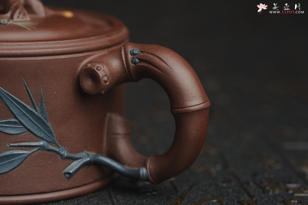 紫砂壶图片：美壶特惠 精工岁寒三友松竹梅竹段壶 嵌盖难度大 文气雅致 - 宜兴紫砂壶网