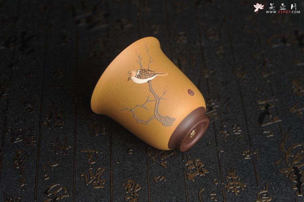 紫砂壶图片：美杯特惠 精致枯枝鸟文气主人杯 茶杯 茶人醉爱 - 宜兴紫砂壶网