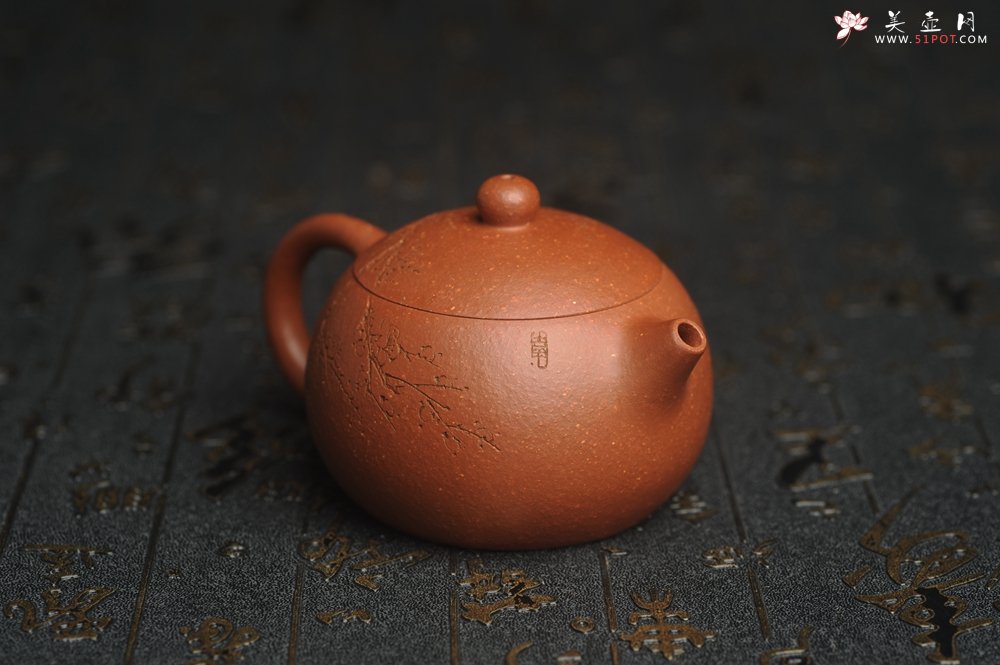 紫砂壶图片：油润降坡泥全手工小品西施壶 装饰喜上眉梢 特文气 - 宜兴紫砂壶网