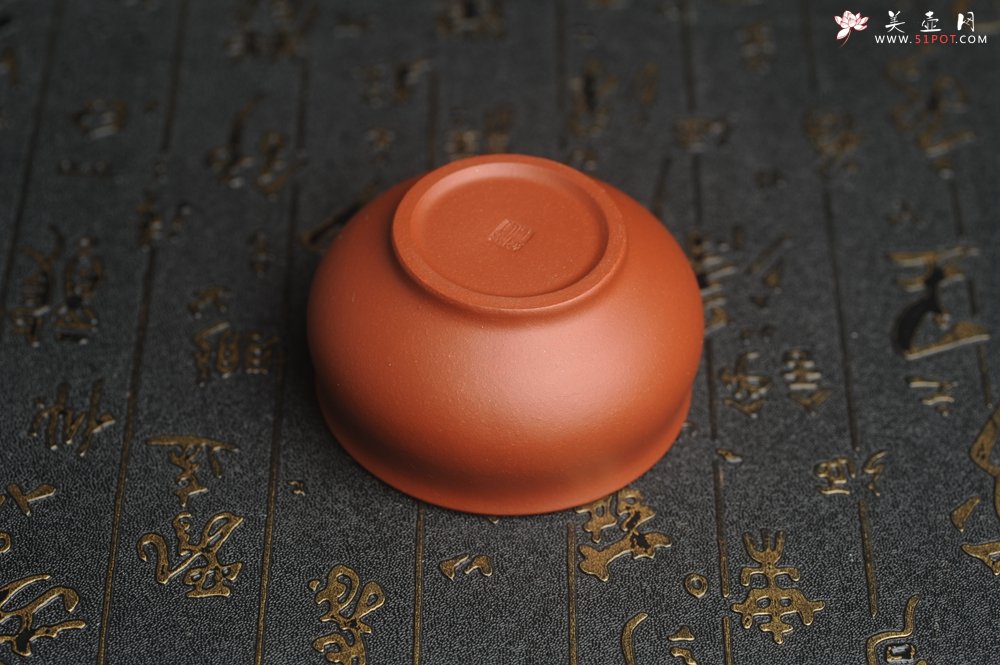 紫砂壶图片：美杯特惠 精致清水泥厚实品茗杯 茶人醉爱 - 宜兴紫砂壶网