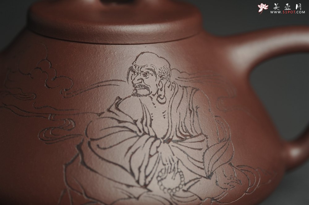 紫砂壶图片：美壶年底特惠 精品老紫泥子冶石瓢 装饰云游图 特文气 做工不输2000元同类作品 - 宜兴紫砂壶网