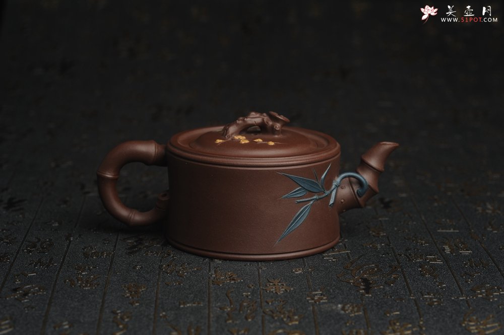 紫砂壶图片：美壶特惠 精工岁寒三友松竹梅竹段壶 嵌盖难度大 文气雅致 - 宜兴紫砂壶网