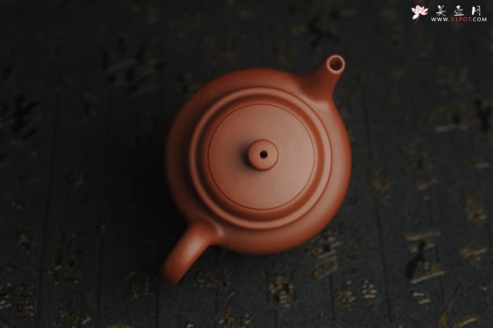 紫砂壶图片：美壶特惠  精致老清水泥高德中茶壶 装饰柳树下童子读书图 特文气 - 宜兴紫砂壶网