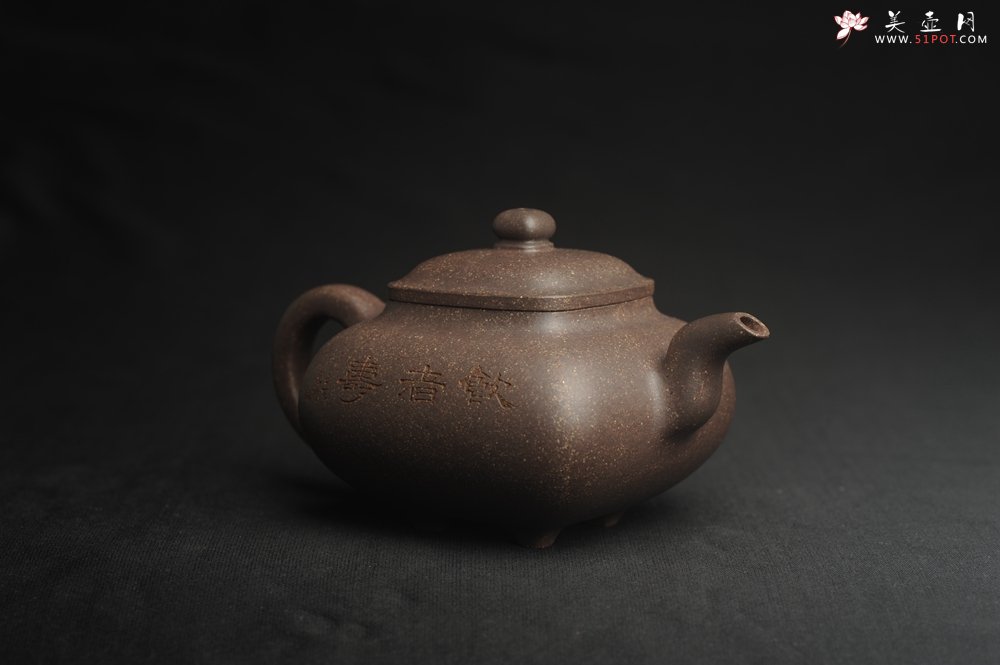 紫砂壶图片：实力派张海艳全手工特好老青灰段泥传炉壶 装饰人物 饮者寿 特文气 - 宜兴紫砂壶网