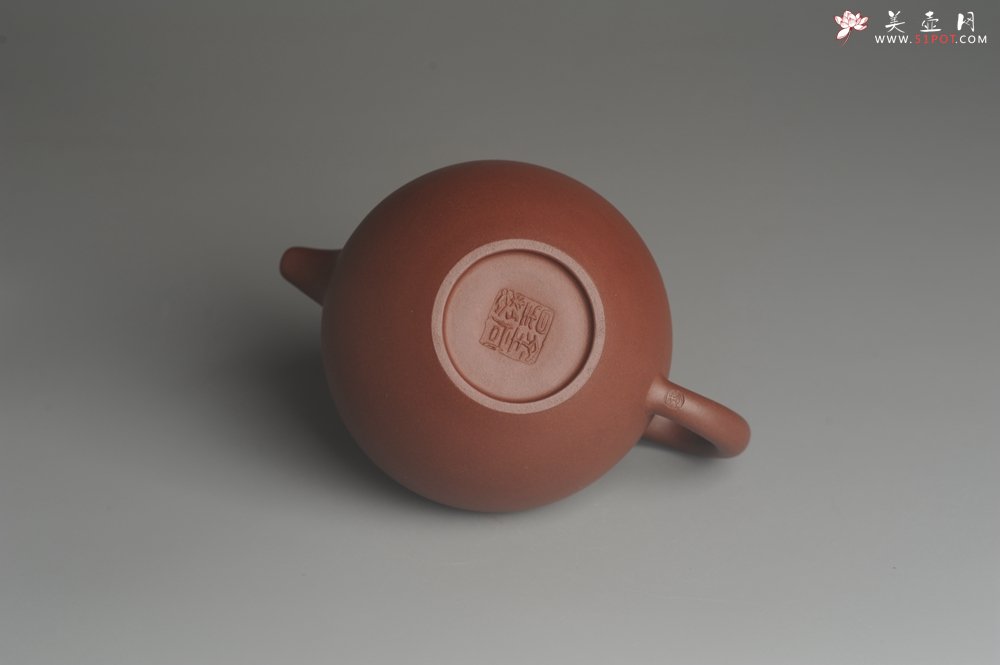 紫砂壶图片：油润底曹青 全手工寿珍掇球 深得老味 做工灰常好 请君细品 作品说话 - 宜兴紫砂壶网