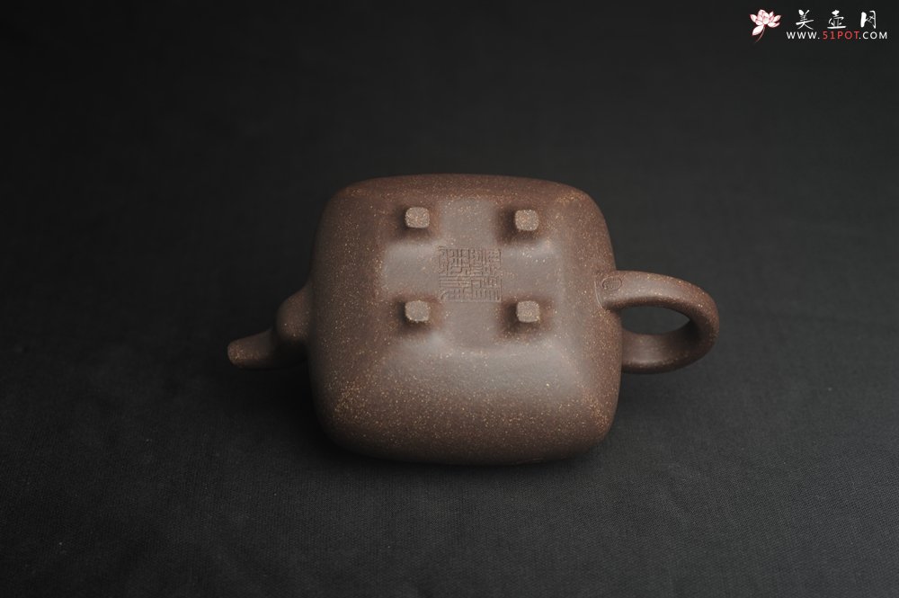 紫砂壶图片：实力派张海艳全手工特好老青灰段泥传炉壶 装饰人物 饮者寿 特文气 - 宜兴紫砂壶网