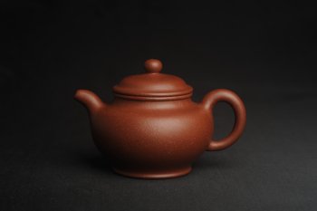 紫砂壶图片：美壶特惠 精致红降坡泥大亨掇只壶 茶人醉爱 - 宜兴紫砂壶网