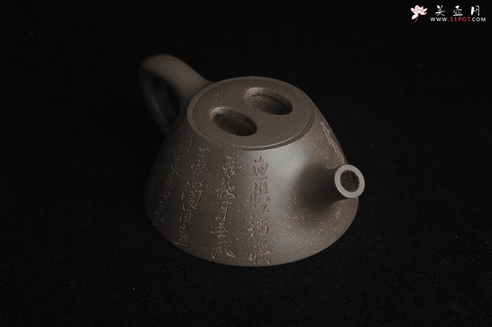 紫砂壶图片：美壶特惠 精致青段牛盖霸王石瓢 古今多少事都付笑谈中 - 宜兴紫砂壶网