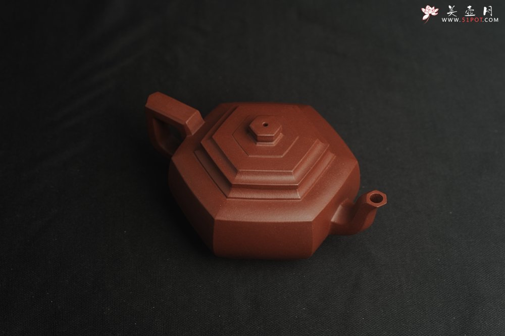 紫砂壶图片：美壶特惠 泥料超好 原矿紫红泥精致全手工六方雪华壶 - 宜兴紫砂壶网