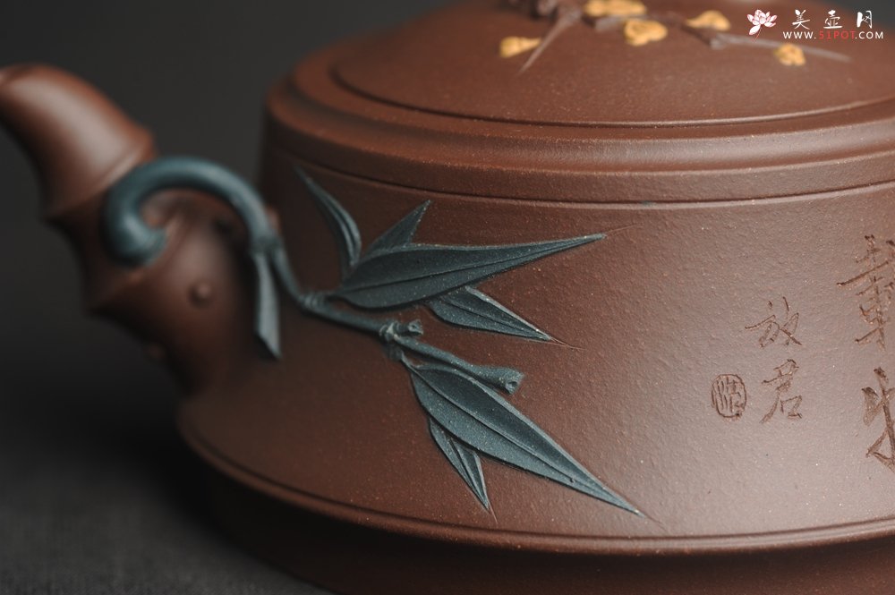 紫砂壶图片：美壶特惠 优质紫泥松竹梅紫砂茶壶 厚德载物 茶人醉爱 - 宜兴紫砂壶网