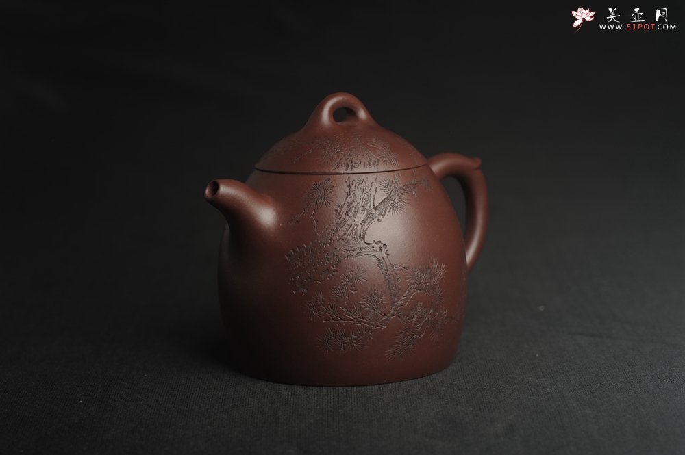 紫砂壶图片：美壶特惠 超精致老紫泥秦权壶 装饰通景长青松 特文气 不输2000元做工 - 宜兴紫砂壶网