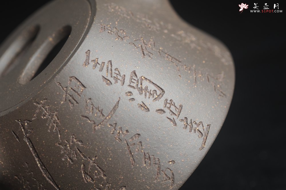 紫砂壶图片：美壶特惠 精致青段牛盖霸王石瓢 古今多少事都付笑谈中 - 宜兴紫砂壶网