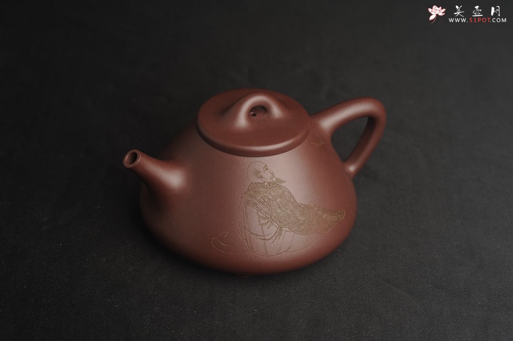 紫砂壶图片：油润底曹青 全手工特好子冶石瓢 装饰人物 特文气 - 宜兴紫砂壶网