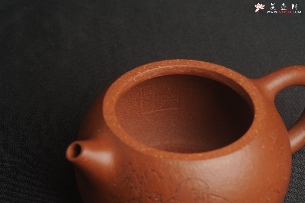 紫砂壶图片：油润降坡泥全手工小品西施壶 装饰静心图 心恬神宁 - 宜兴紫砂壶网