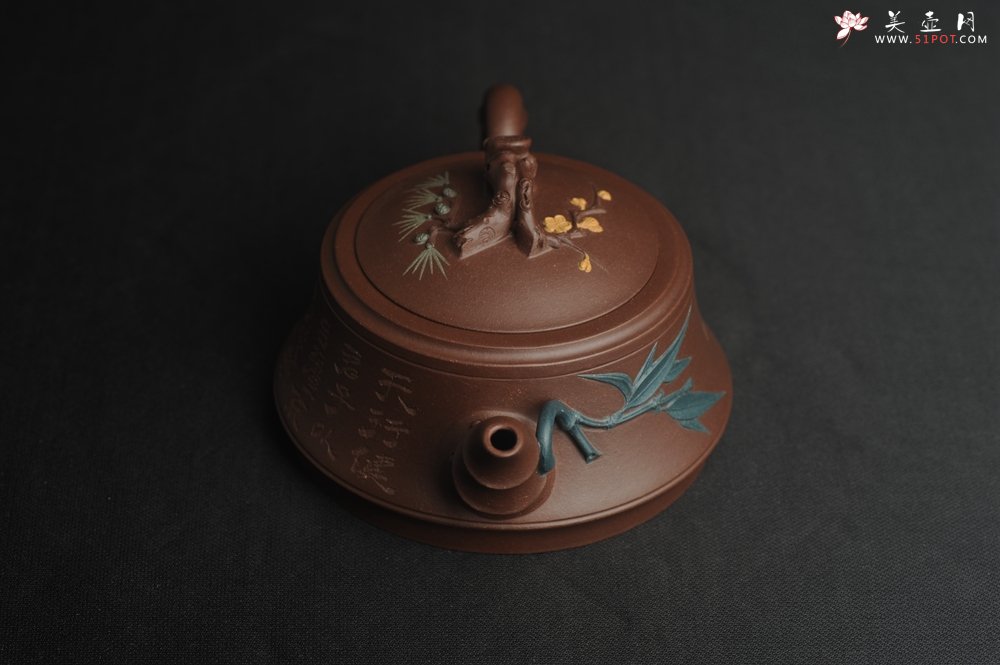 紫砂壶图片：美壶特惠 优质紫泥松竹梅紫砂茶壶 厚德载物 茶人醉爱 - 宜兴紫砂壶网
