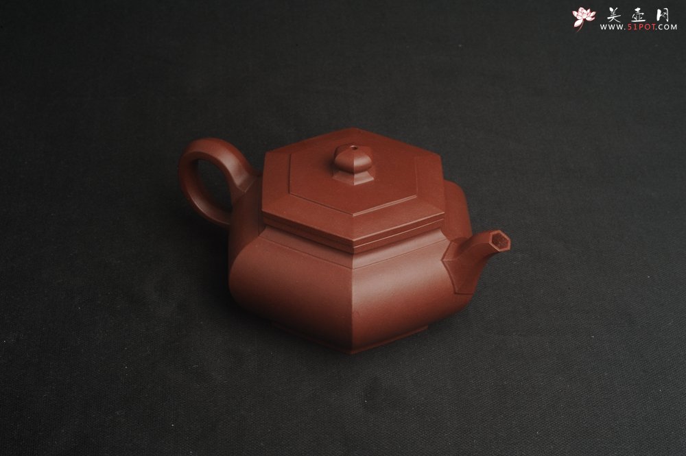紫砂壶图片：美壶特惠 全手工优质紫红泥精致大彬六方 特文气 - 宜兴紫砂壶网