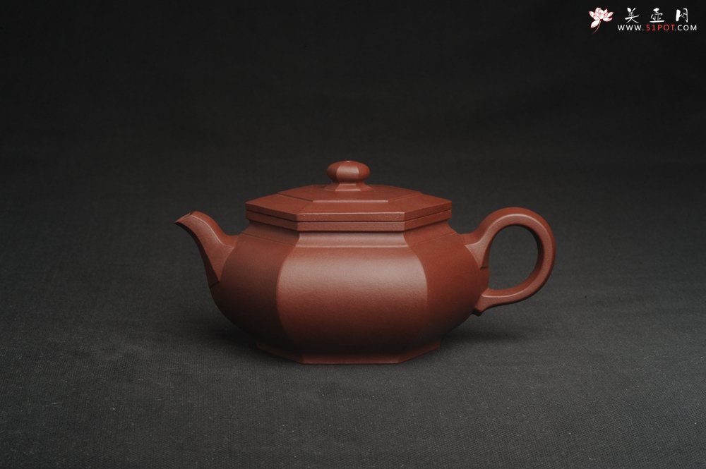 紫砂壶图片：美壶特惠 全手工优质紫红泥精致大彬六方 特文气 - 宜兴紫砂壶网