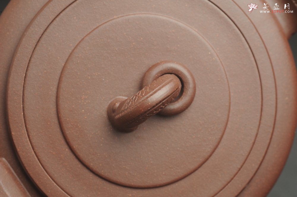 紫砂壶图片：美壶特惠 精致卡盖紫泥集玉壶 茶人醉爱 - 宜兴紫砂壶网