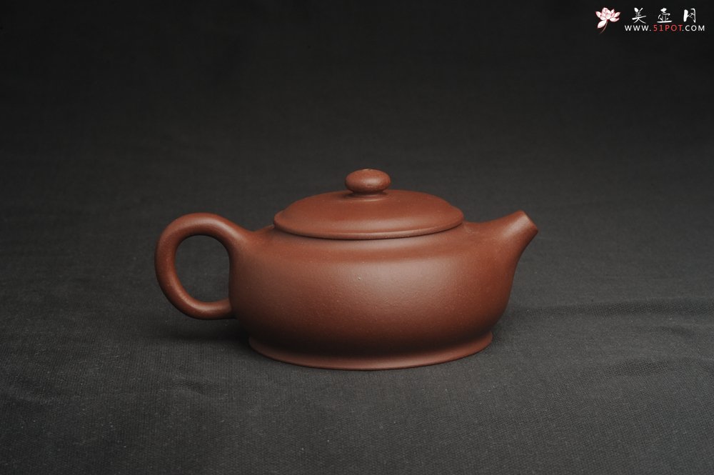 紫砂壶图片：美壶特惠 精致涌泉壶 茶人醉爱 - 宜兴紫砂壶网