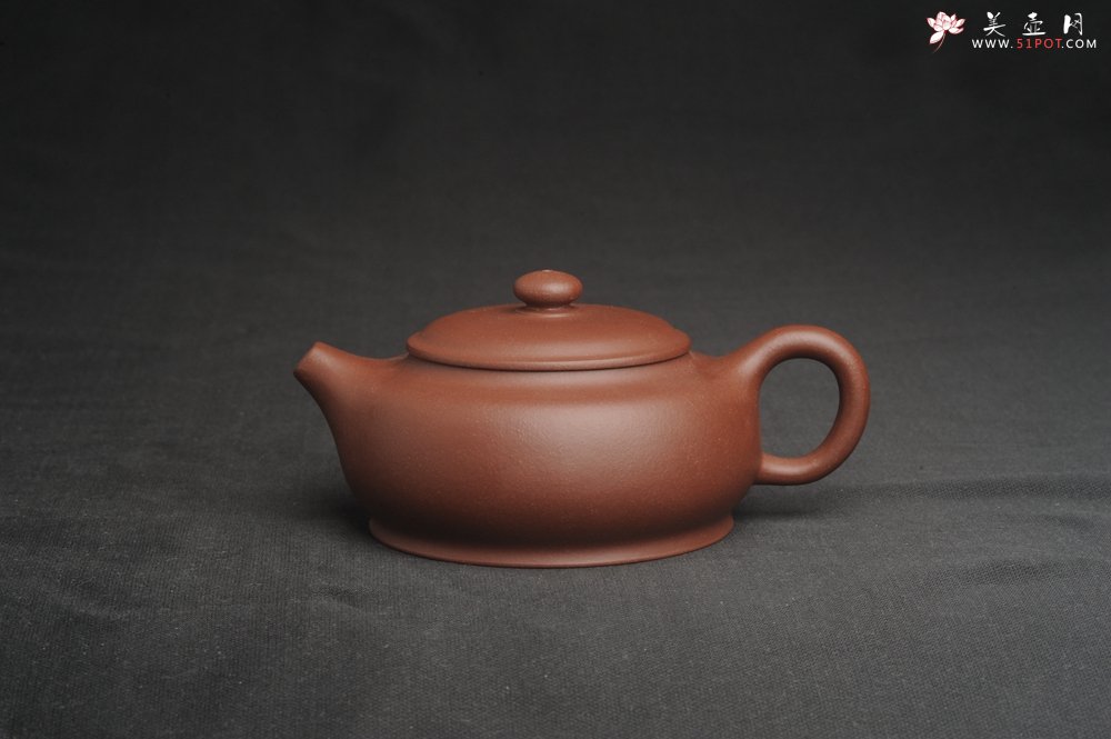 紫砂壶图片：美壶特惠 精致涌泉壶 茶人醉爱 - 宜兴紫砂壶网