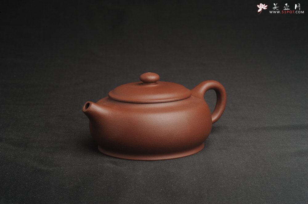 紫砂壶图片：美壶特惠 精致涌泉壶 茶人醉爱 - 宜兴紫砂壶网