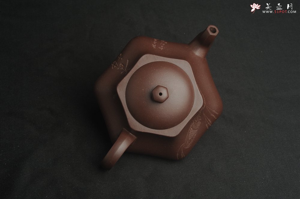 紫砂壶图片：美壶特惠 精致老紫泥六方福缘壶 茶人醉爱 - 宜兴紫砂壶网